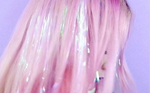 髪の毛が揺れるたびにきらり ティンセル って知ってる ピュアラモ Purelamo あなたの生活にかわいいを届ける