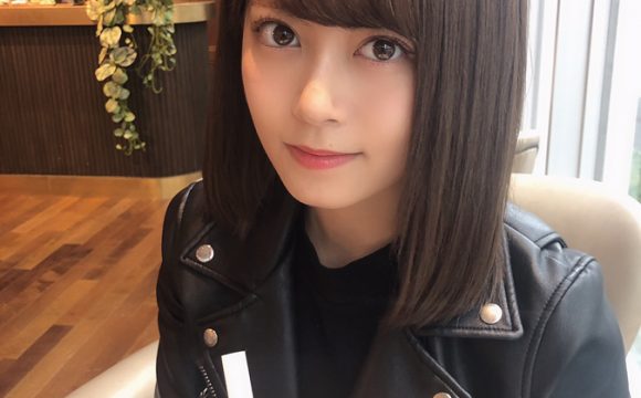 Hkt48 岩花詩乃ちゃん連載 アイメイクと おすすめヘアケアアイテムのご紹介 ピュアラモ Purelamo あなたの生活にかわいいを届ける